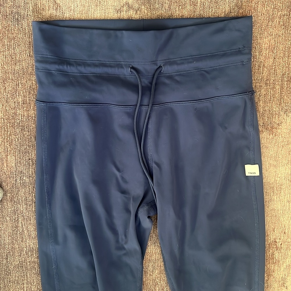 Vuori Daily leggings - Picture 2 of 3